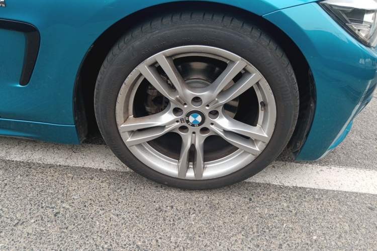 Used BMW 4 Series 2017 425i M Sport Package Right Front Wheel Hub