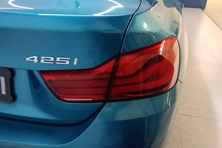 Used BMW 4 Series 2017 425i Gran Coupe Leading Model with M Sport Package Right Rear Taillight