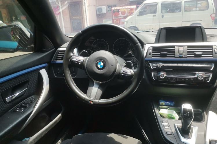 Used BMW 4 Series 2017 425i Gran Coupe Leading Model with M Sport Package Steering Wheel