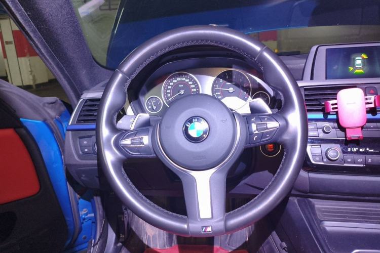 Used BMW 4 Series 2017 425i Gran Coupe Leading Model with M Sport Package Steering Wheel