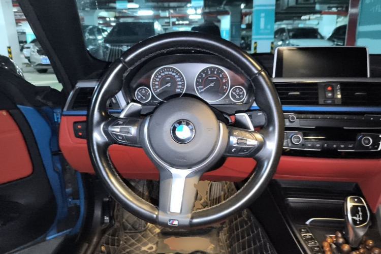 Used BMW 4 Series 2017 425i M Sport Package Steering Wheel