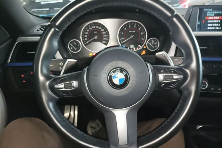 Used BMW 4 Series 2017 425i Gran Coupe Leading Model with M Sport Package Steering Wheel