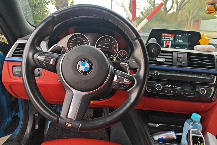 Used BMW 4 Series 2017 425i M Sport Package Steering Wheel
