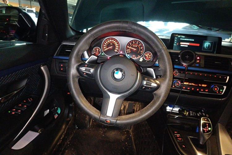 Used BMW 4 Series 2017 425i Gran Coupe Leading Model with M Sport Package Steering Wheel