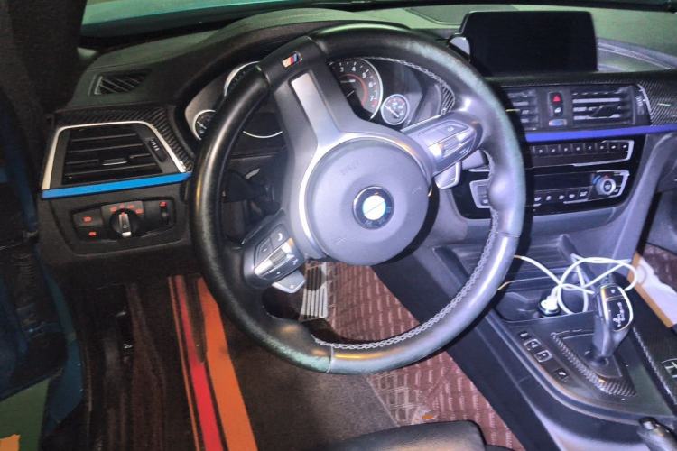 Used BMW 4 Series 2017 425i Convertible M Sport Package Steering Wheel