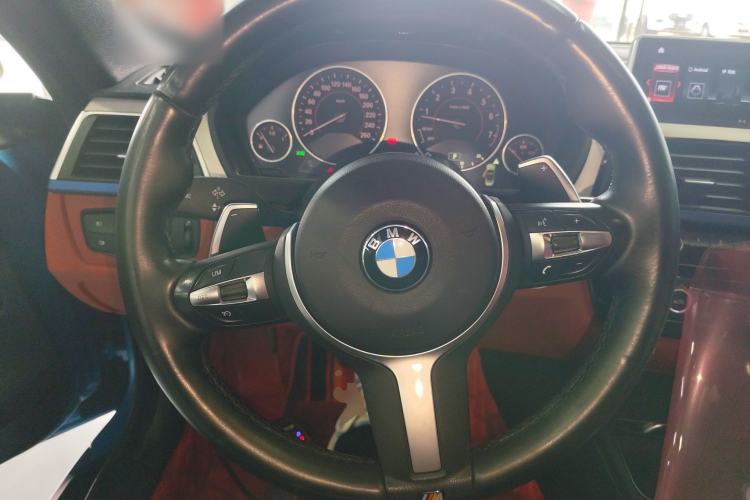Used BMW 4 Series 2017 425i Convertible M Sport Package Steering Wheel