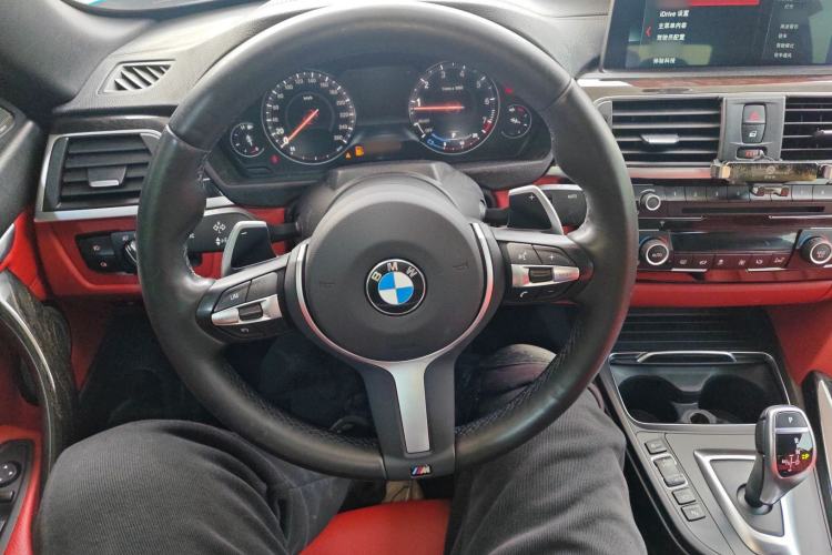 Used BMW 4 Series 2017 430i Convertible M Sport Package Steering Wheel