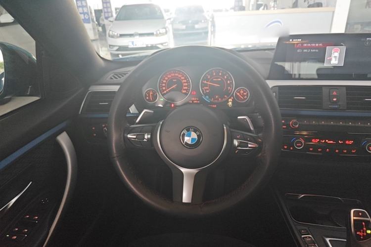 Used BMW 4 Series 2017 425i Gran Coupe Leading Model with M Sport Package Steering Wheel