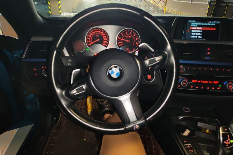 Used BMW 4 Series 2017 425i Gran Coupe Leading Model with M Sport Package Steering Wheel