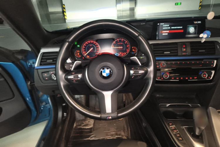 Used BMW 4 Series 2017 425i Gran Coupe Luxury M Sport Package Steering Wheel