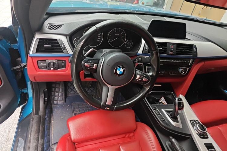 Used BMW 4 Series 2017 425i Convertible M Sport Package Steering Wheel