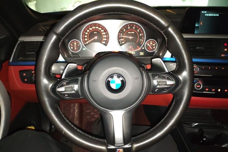 Used BMW 4 Series 2017 425i Convertible M Sport Package Steering Wheel