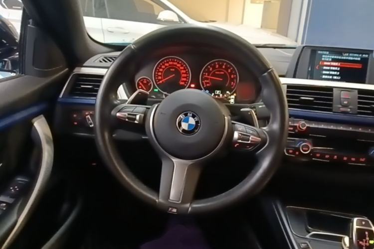 Used BMW 4 Series 2017 425i Gran Coupe Leading Model with M Sport Package Steering Wheel