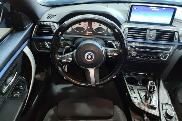 Used BMW 4 Series 2017 425i Gran Coupe Leading Model with M Sport Package Steering Wheel