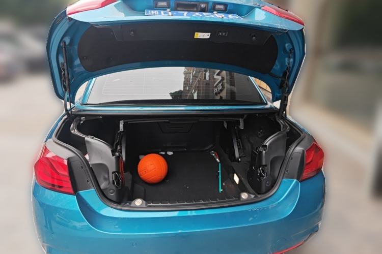Used BMW 4 Series 2017 425i Convertible M Sport Package Trunk