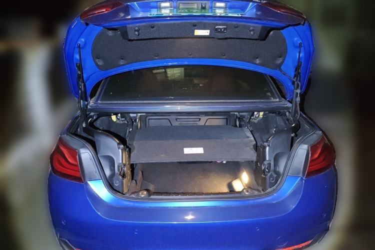 Used BMW 4 Series 2017 425i Convertible M Sport Package Trunk