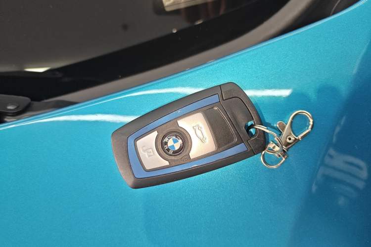 Used BMW 4 Series 2017 425i Convertible M Sport Package Vehicle Key