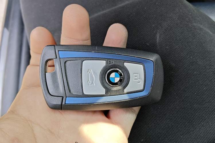 Used BMW 4 Series 2017 425i M Sport Package Vehicle Key