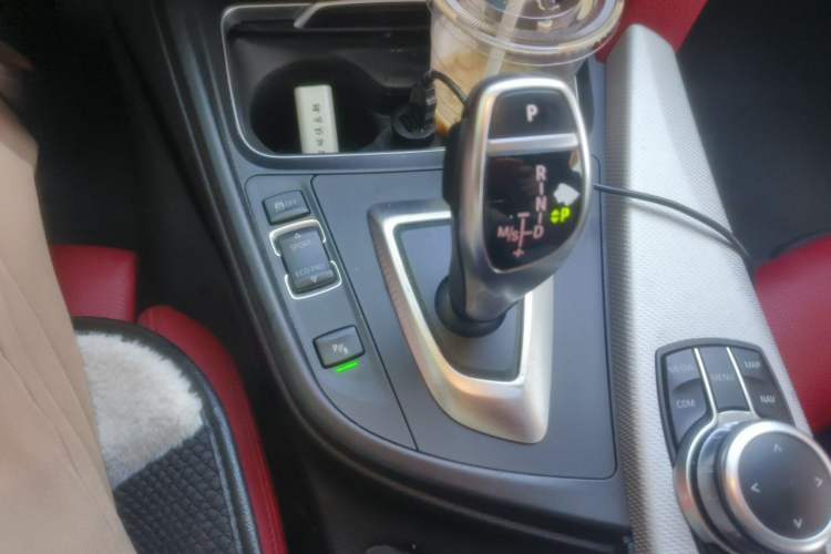 Used BMW 4 Series 2017 425i Gran Coupe Luxury M Sport Package Gear Lever