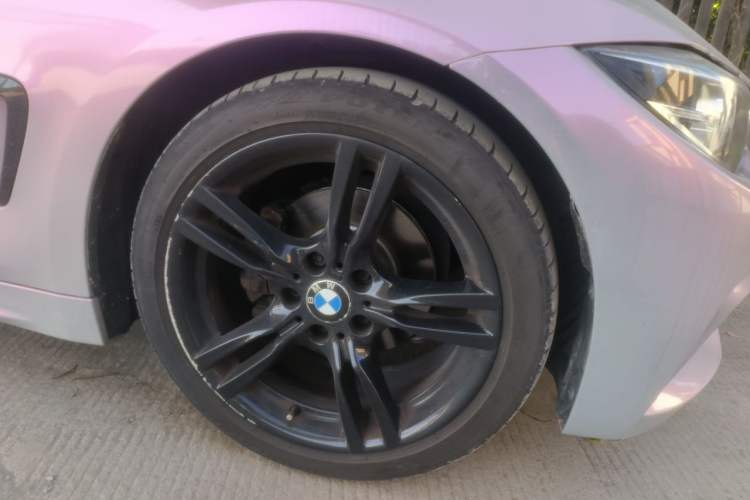 Used BMW 4 Series 2017 425i Gran Coupe Luxury M Sport Package Right Front Wheel Hub