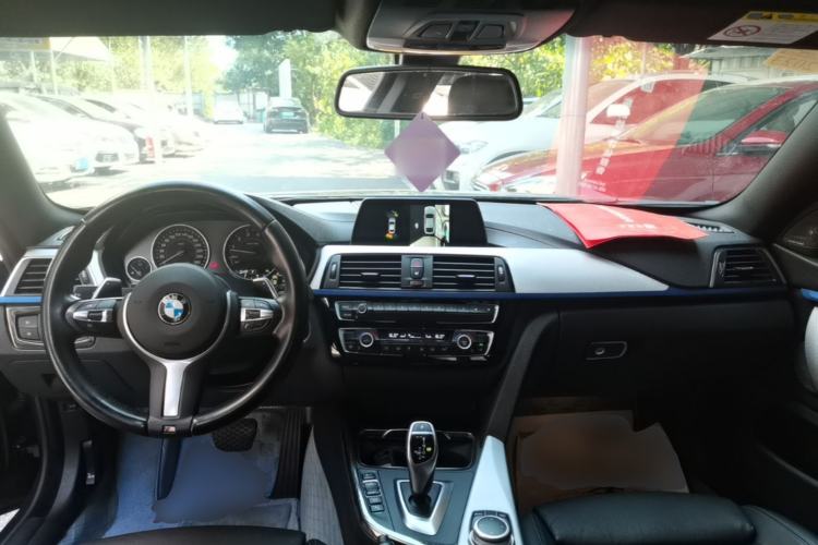 Used BMW 4 Series 2017 425i Gran Coupe Luxury M Sport Package Center Console