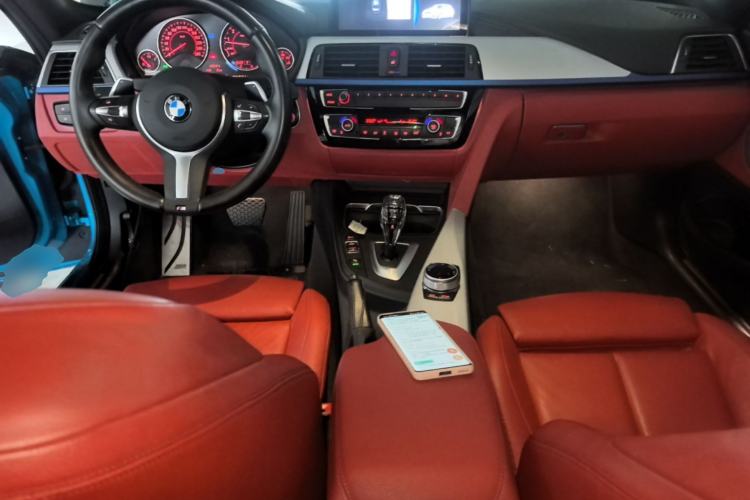 Used BMW 4 Series 2017 425i M Sport Package Center Console