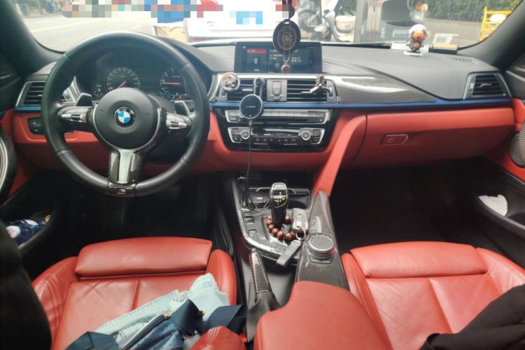 Used BMW 4 Series 2017 425i M Sport Package Center Console