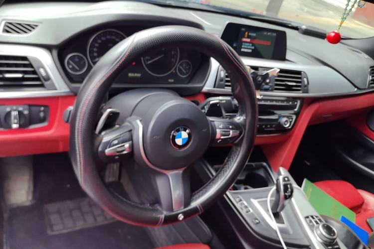 Used BMW 4 Series 2017 425i M Sport Package Center Console