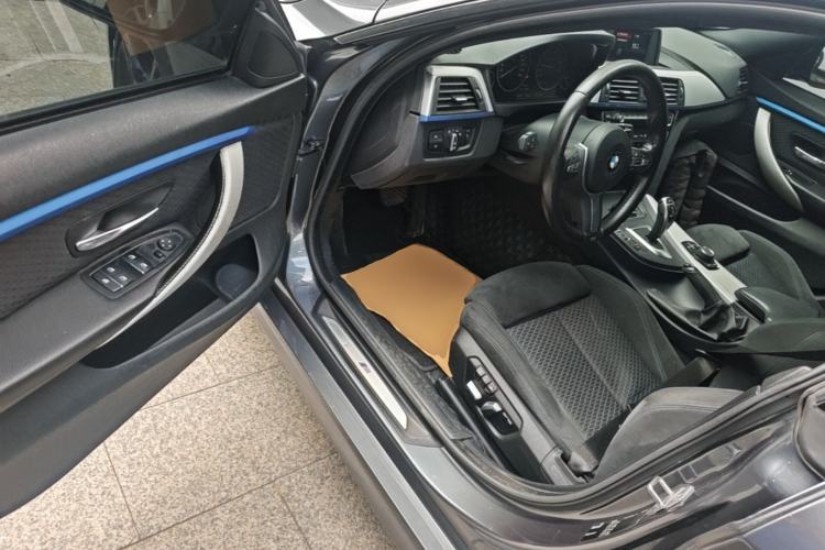 Used BMW 4 Series 2017 425i Gran Coupe Leading Model with M Sport Package Driver Seat