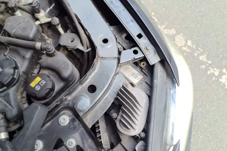 Used BMW 4 Series 2017 425i M Sport Package Engine Bay Left
