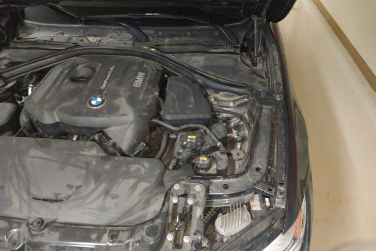 Used BMW 4 Series 2017 425i M Sport Package Engine Bay Left