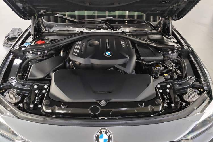 Used BMW 4 Series 2017 425i Gran Coupe Luxury M Sport Package Engine Bay