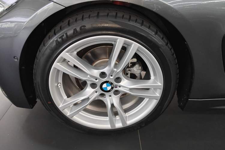 Used BMW 4 Series 2017 425i Gran Coupe Luxury M Sport Package Exterior 4