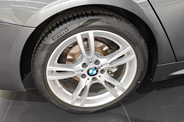 Used BMW 4 Series 2017 425i Gran Coupe Luxury M Sport Package Exterior 5