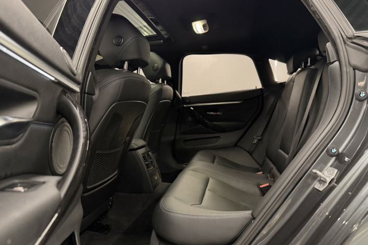 Used BMW 4 Series 2017 425i Gran Coupe Luxury M Sport Package Interior 5