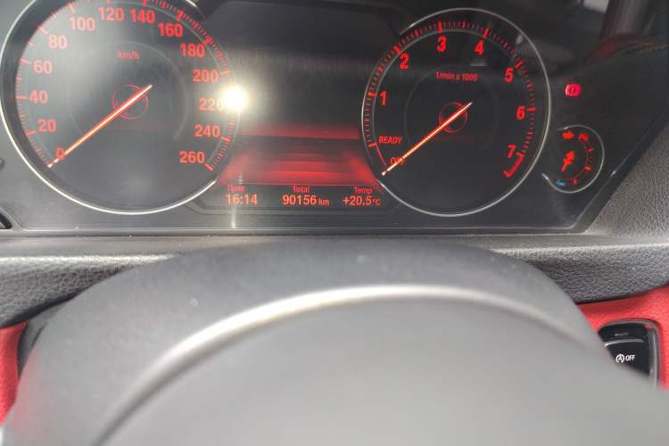 Used BMW 4 Series 2017 425i M Sport Package Odometer Close Up