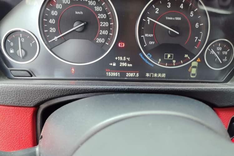 Used BMW 4 Series 2017 425i M Sport Package Odometer Close Up