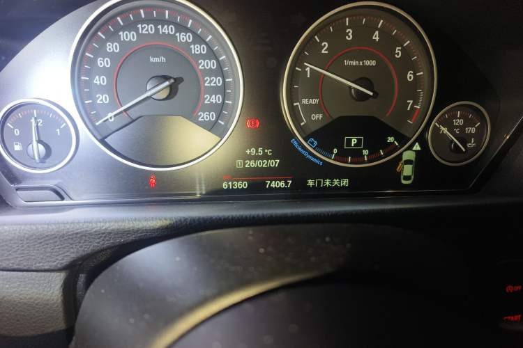 Used BMW 4 Series 2017 425i M Sport Package Odometer Close Up