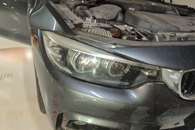 Used BMW 4 Series 2017 425i M Sport Package Right Front Headlight