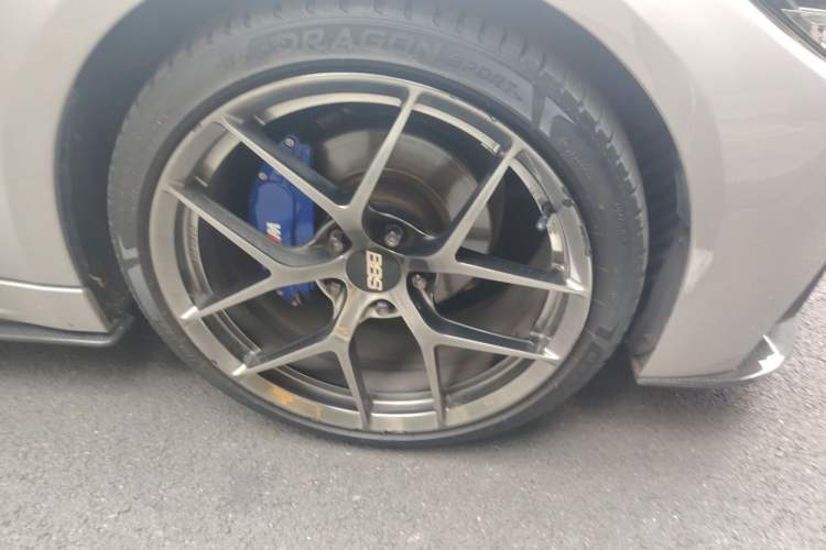 Used BMW 4 Series 2017 425i M Sport Package Right Front Wheel Hub
