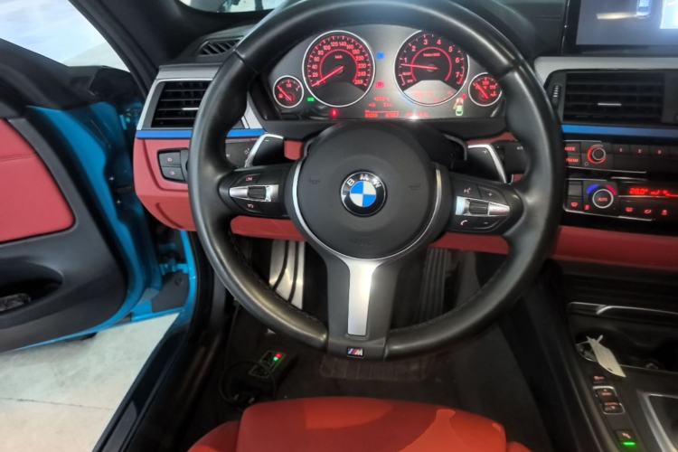 Used BMW 4 Series 2017 425i M Sport Package Steering Wheel