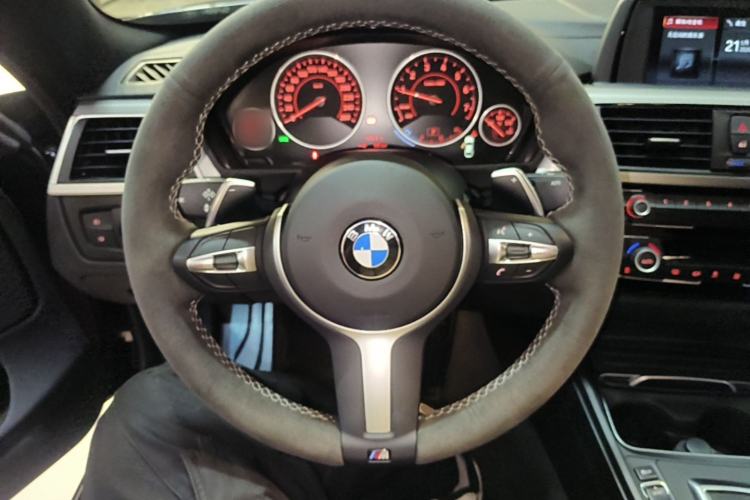 Used BMW 4 Series 2017 425i Gran Coupe Leading Model with M Sport Package Steering Wheel