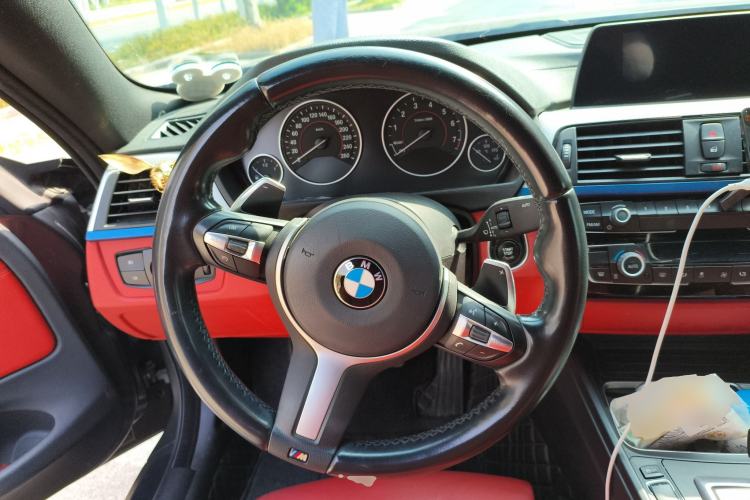 Used BMW 4 Series 2017 425i M Sport Package Steering Wheel