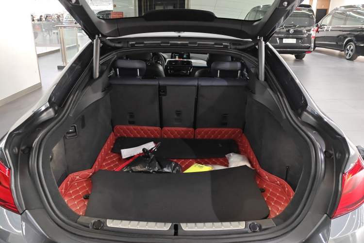 Used BMW 4 Series 2017 425i Gran Coupe Luxury M Sport Package Trunk