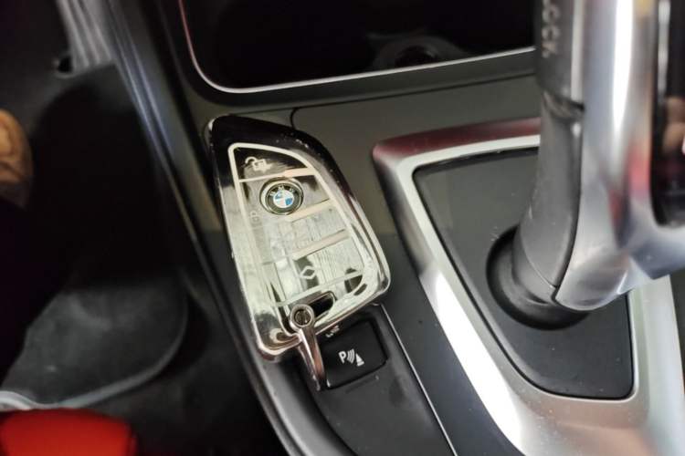 Used BMW 4 Series 2017 425i M Sport Package Vehicle Key