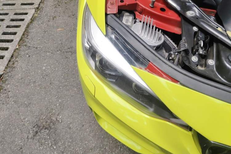 Used BMW 4 Series 2017 425i Convertible M Sport Package Right Front Headlight