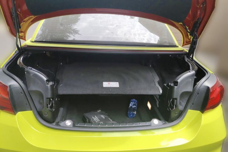 Used BMW 4 Series 2017 425i Convertible M Sport Package Trunk