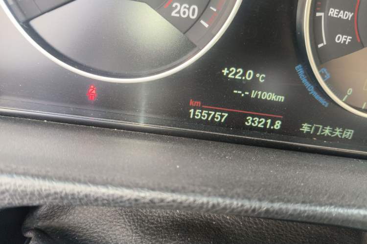 Used BMW 4 Series 2017 425i M Sport Package Odometer Close Up