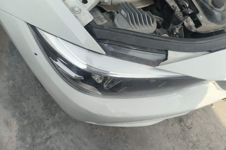 Used BMW 4 Series 2017 425i M Sport Package Right Front Headlight