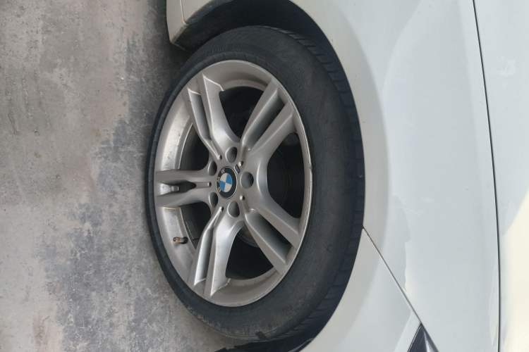 Used BMW 4 Series 2017 425i M Sport Package Right Front Wheel Hub